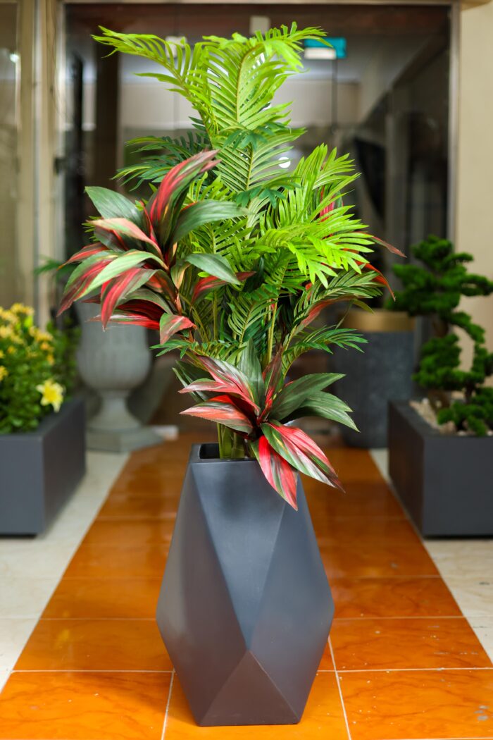 Areca with Dracaena Artificial Tree 150-160 cm - Image 4