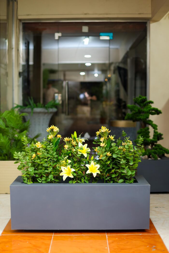 Mint with yellow Orchid artificial flowers 70 cm - Image 2